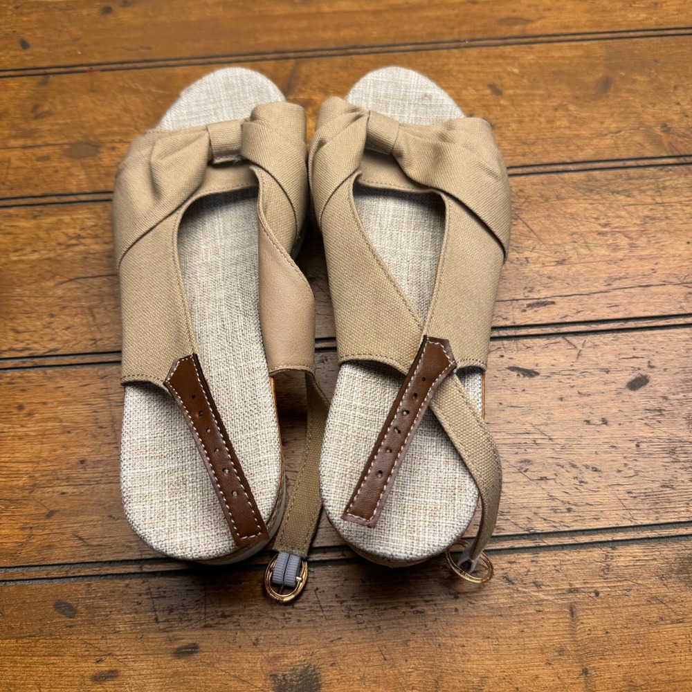 Womens Tan Bow Wedge Sandals Espadrille‎ Style Size 41